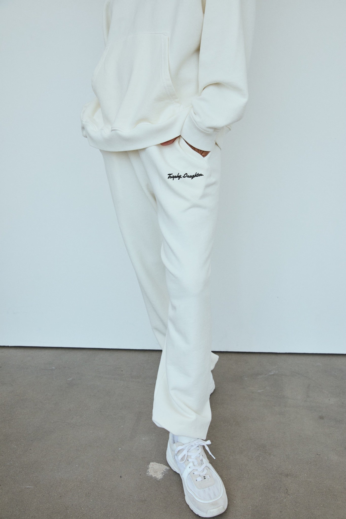 THE LEGACY PANT - Off-White Pants